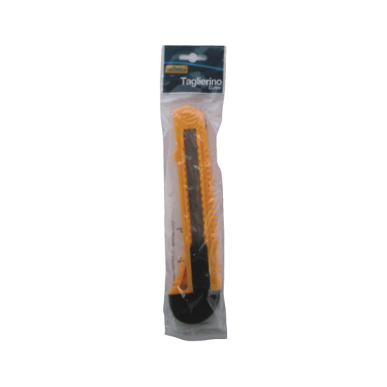 TAGLIERINO ECONOMICO IN PLASTICA CON BLOCCA LAMA CM.18 NIKOFFICE PEZZI 24